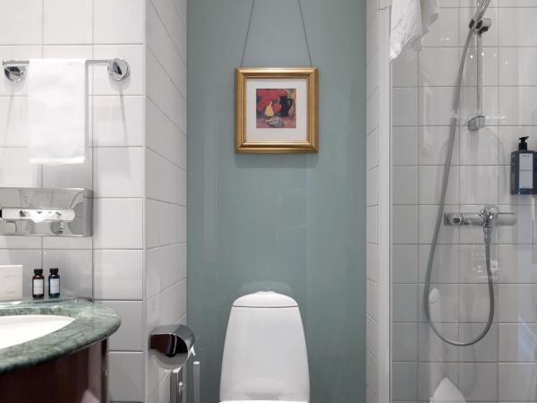 Elite Plaza Hotel : photo 3 de la chambre petite chambre double