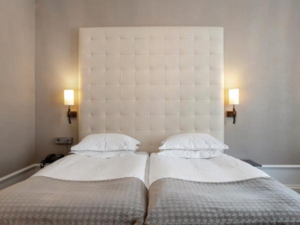 Elite Plaza Hotel : photo 2 de la chambre chambre double standard