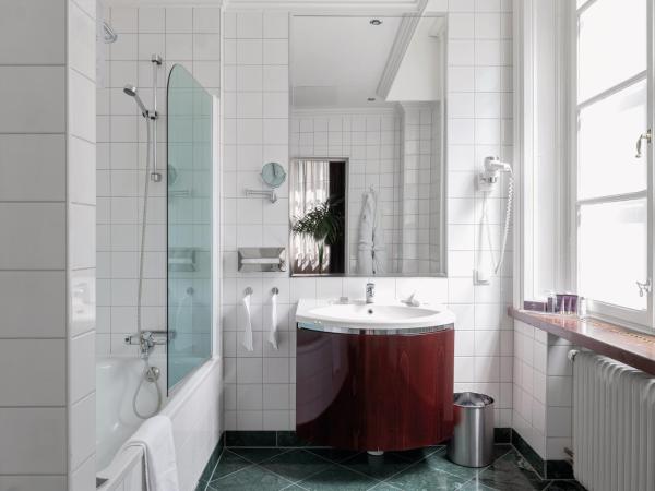 Elite Plaza Hotel : photo 2 de la chambre suite junior