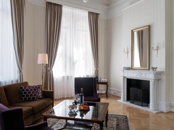 Elite Plaza Hotel : photo 3 de la chambre suite junior
