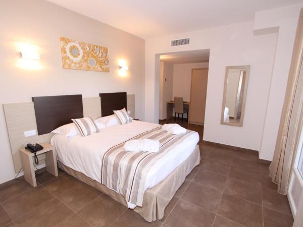 Hôtel A Madonetta : photo 1 de la chambre suite 2 chambres avec canapé-lit