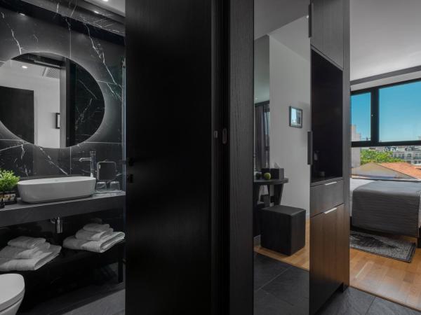 No 15 Ermou Hotel : photo 8 de la chambre chambre double confort