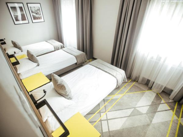 Air Hotel : photo 8 de la chambre chambre triple