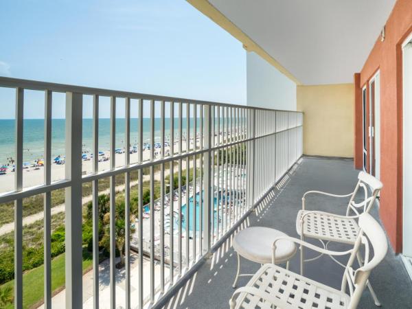 Palette Resort Myrtle Beach : photo 1 de la chambre suite premier hébergement 3 lits king-size - côté océan