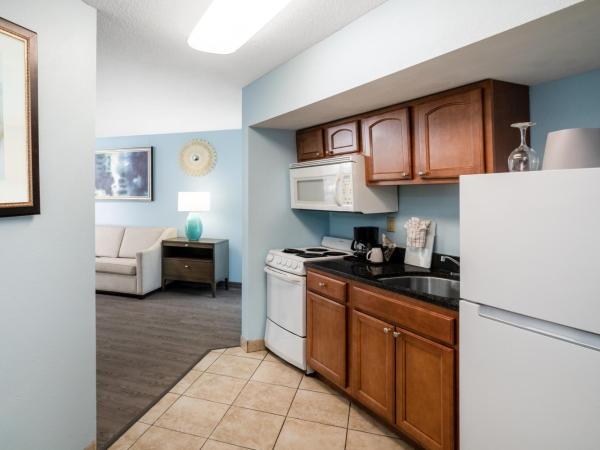 Palette Resort Myrtle Beach : photo 2 de la chambre suite avec 2 lits doubles