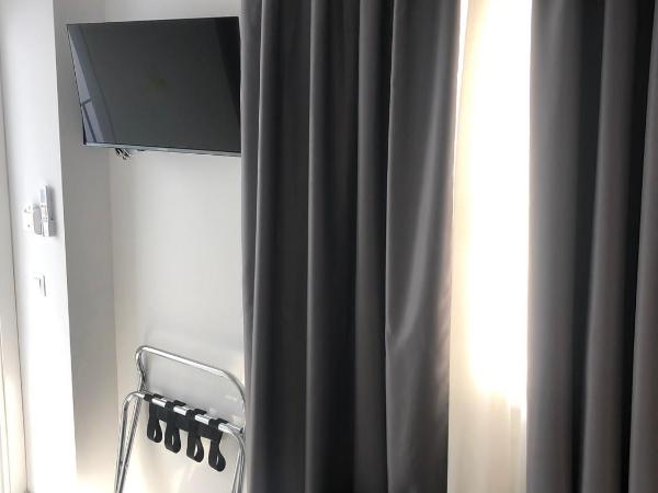 Hostal Hom Museo : photo 2 de la chambre chambre simple