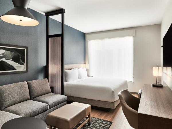 Hyatt Place Phoenix/Downtown : photo 1 de la chambre chambre lit king-size avec canapé-lit