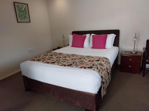 At Eden Park Motel : photo 9 de la chambre studio lit queen-size 