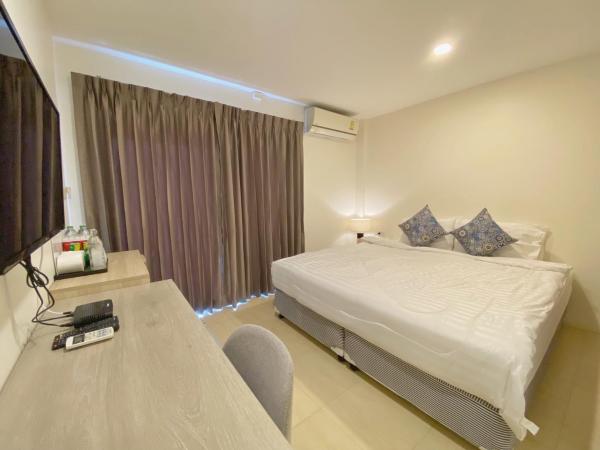 Mystays Phuket SHA Plus : photo 6 de la chambre chambre double avec balcon