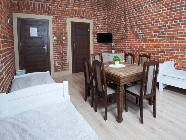 Vanilla Hostel Wrocław : photo 3 de la chambre chambre familiale avec salle de bains privative