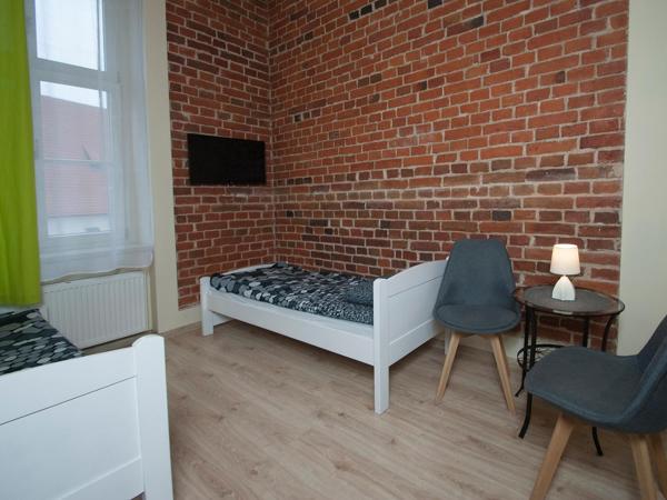 Vanilla Hostel Wrocław : photo 3 de la chambre chambre lits jumeaux avec salle de bains privative séparée