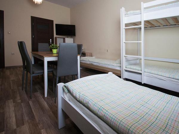 Vanilla Hostel Wrocław : photo 3 de la chambre chambre familiale avec salle de bains