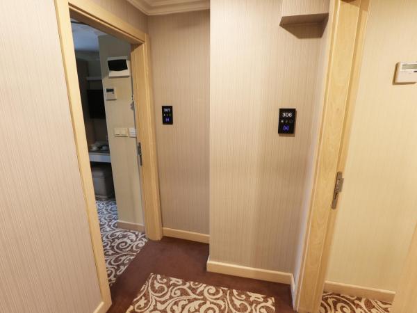 Alpinn Hotel Istanbul : photo 6 de la chambre chambre familiale avec salle de bains commune