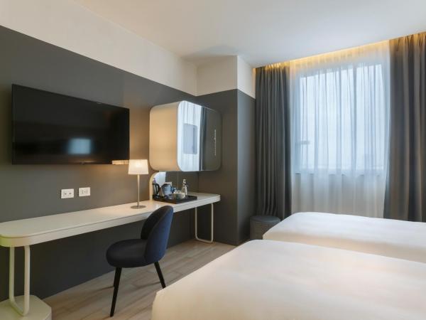 voco Milan-Fiere, an IHG Hotel : photo 8 de la chambre chambre lits jumeaux standard