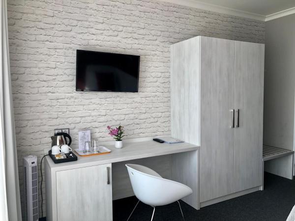 Hotel Shato Gesson : photo 9 de la chambre chambre double ou lits jumeaux