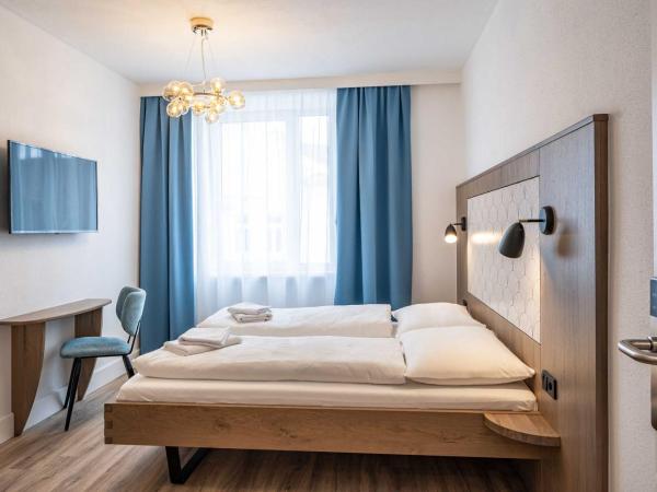 Villa Flöckner Bed & Breakfast : photo 4 de la chambre chambre double