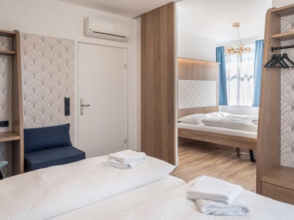 Villa Flöckner Bed & Breakfast : photo 1 de la chambre chambre familiale supérieure