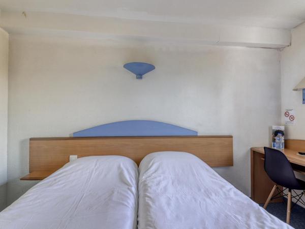 Brit Hotel Essentiel Saint-Flour : photo 1 de la chambre chambre lits jumeaux standard