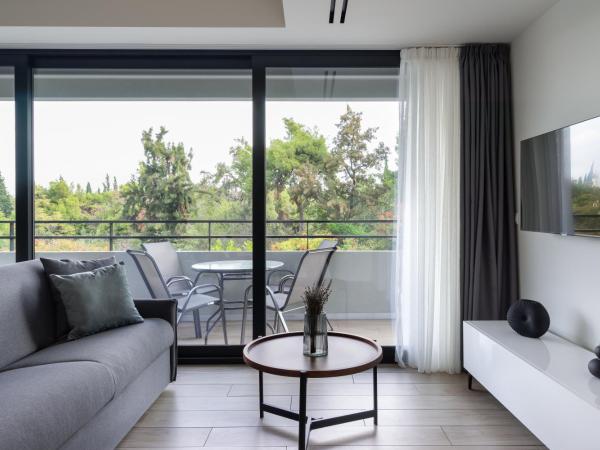 Hestia - Alexandras 38 : photo 9 de la chambre appartement deluxe avec balcon