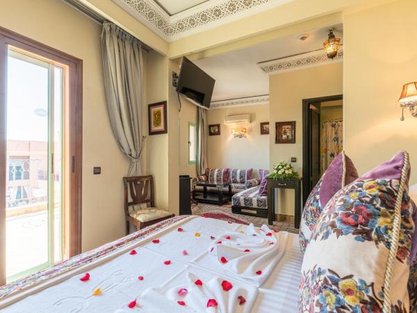 Le Caspien Boutique Hotel : photo 2 de la chambre suite junior avec balcon