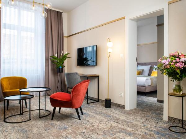 MR67 Mayera Rapaporta : photo 9 de la chambre appartement confort avec balcon