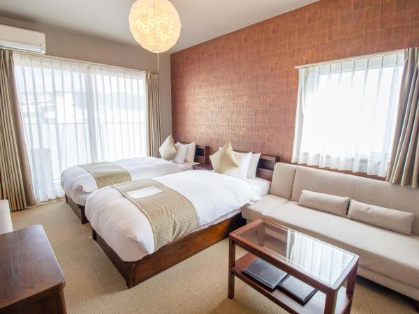 Stay SAKURA Kyoto Fuga : photo 1 de la chambre chambre lits jumeaux avec lit d’appoint - 301