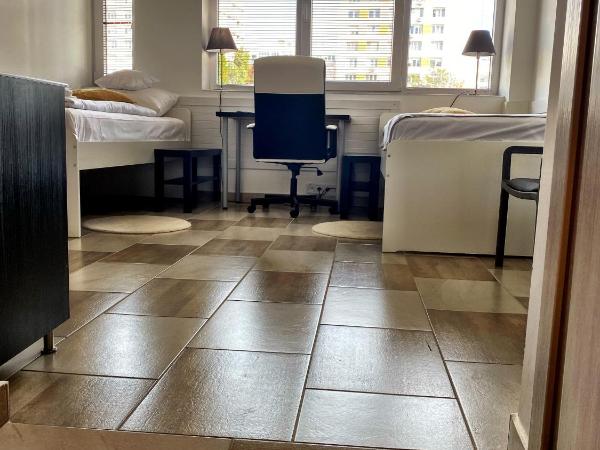 Boutique Hotel & Event Center : photo 10 de la chambre chambre lits jumeaux pour personnes à mobilité réduite