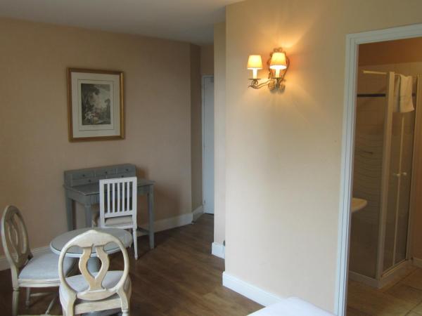 Château De Lazenay - Résidence Hôtelière : photo 1 de la chambre chambre tradition