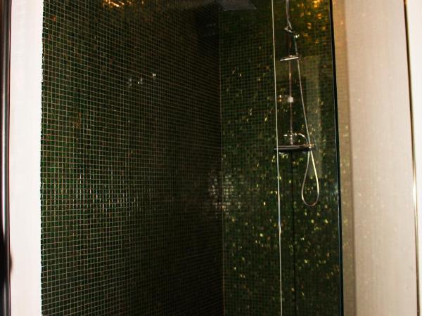 Pension U Hastrmana : photo 5 de la chambre suite avec vue sur lac