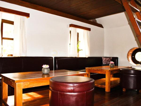 Pension U Hastrmana : photo 4 de la chambre suite avec vue sur lac