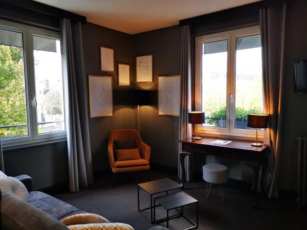 Hôtel Le Boeuf Couronné Chartres - Logis Hotels : photo 6 de la chambre chambre double supérieure