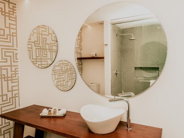 Hotel B Unique : photo 4 de la chambre grand hébergement - vue sur jungle