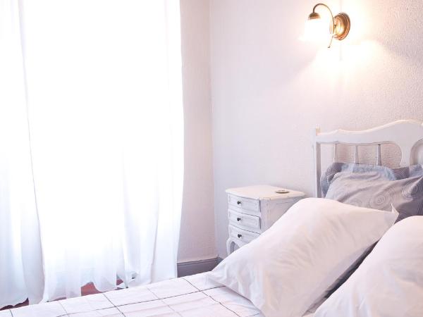 La Maison de Thaïs : photo 6 de la chambre chambre double avec salle de bains commune