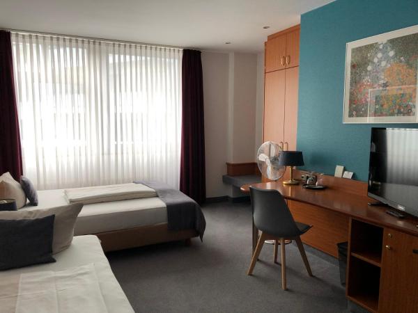 Hotel Servatius : photo 9 de la chambre chambre double ou lits jumeaux