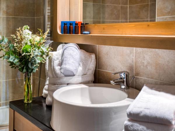 Mamie Megève : photo 6 de la chambre chambre double supérieure deluxe