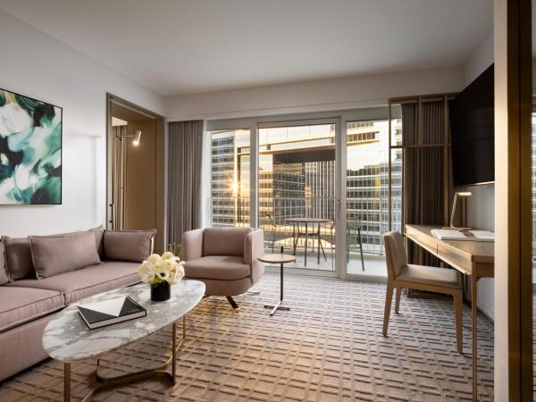 Fairmont Century Plaza Los Angeles : photo 2 de la chambre suite 1 chambre lit king-size avec 2 balcons