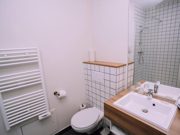 Villages Clubs du Soleil - MARSEILLE : photo 3 de la chambre chambre triple