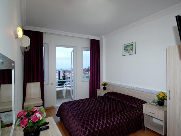 Lara Diamond Hotel : photo 4 de la chambre chambre double ou lits jumeaux