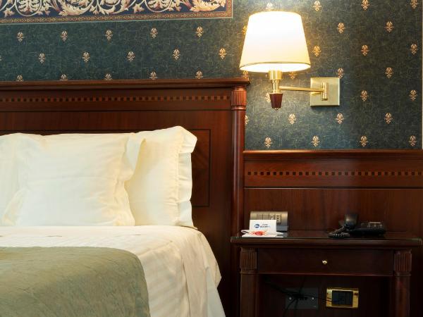Antares Hotel Concorde, BW Signature Collection by Best Western : photo 5 de la chambre chambre familiale avec canapé-lit