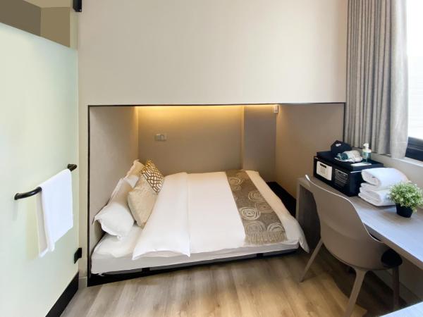 ST Signature Jalan Besar, SHORT OVERNIGHT, 13 Hours, 6PM-7AM : photo 10 de la chambre double, window, short overnight, 13 hours: 6pm-7am