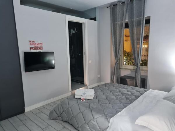 ESPOSITO PLAZA- ROOMS & SUITE : photo 6 de la chambre chambre familiale