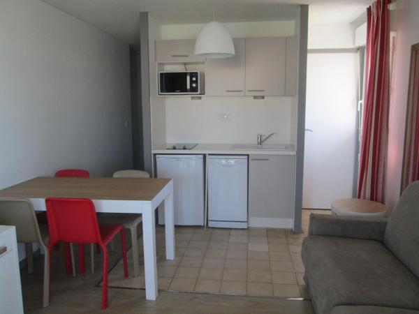Résidence Mer & Golf Sokoburu : photo 4 de la chambre studio (2 adultes) - côté terrasse
