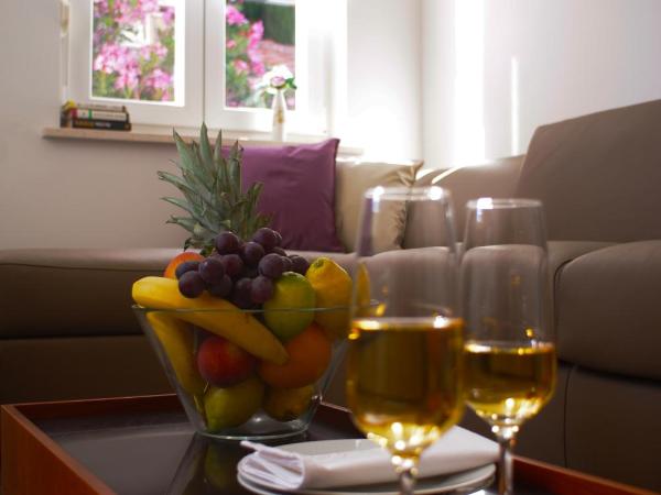 Guest House Villa Dagmar : photo 4 de la chambre appartement deluxe avec balcon - vue sur mer