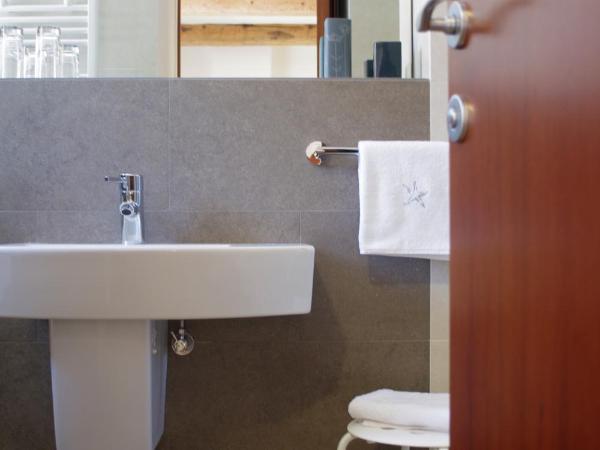 Guest House Villa Dagmar : photo 5 de la chambre chambre double deluxe avec balcon