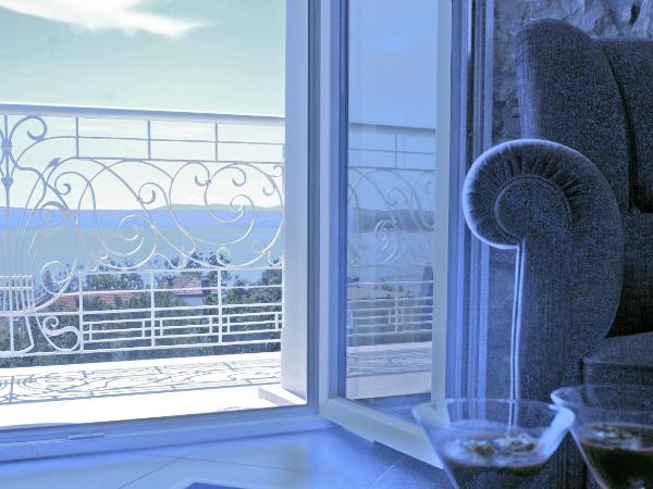 Guest House Villa Dagmar : photo 5 de la chambre chambre double deluxe avec balcon - vue sur mer