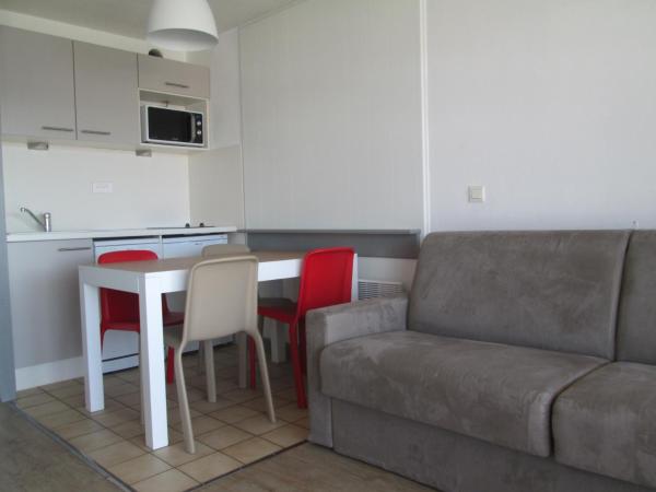 Résidence Mer & Golf Sokoburu : photo 4 de la chambre studio (4 adultes) - côté terrasse