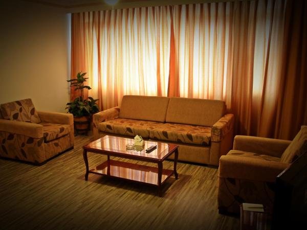 First Apart Hotel : photo 3 de la chambre appartement 2 chambres