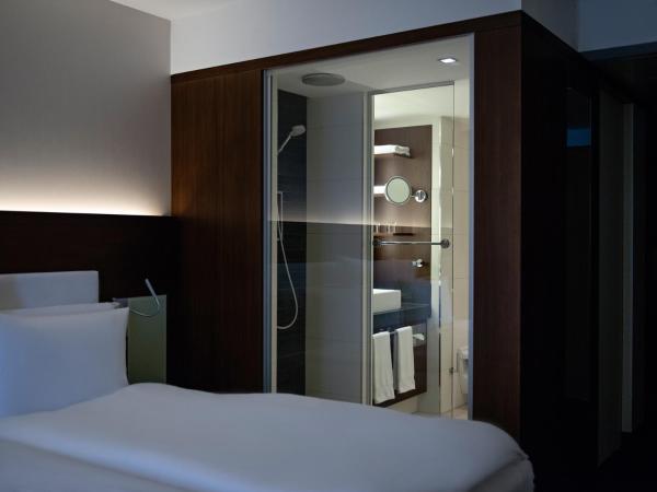 Pullman Cologne : photo 4 de la chambre chambre lit king-size deluxe