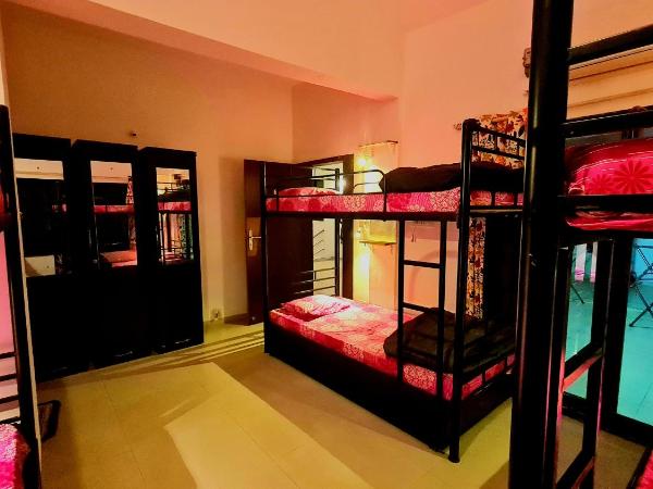 Lifespace- Spacious Hostel in a Luxurious Villa : photo 5 de la chambre lit dans dortoir 6 lits