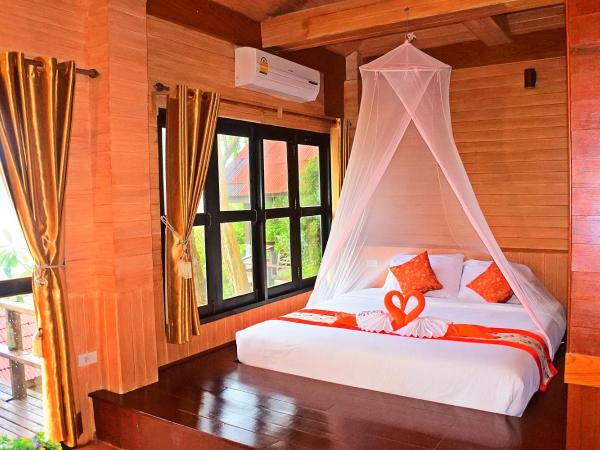 Baan Laanta Resort & Spa - SHA PLUS : photo 9 de la chambre bungalow